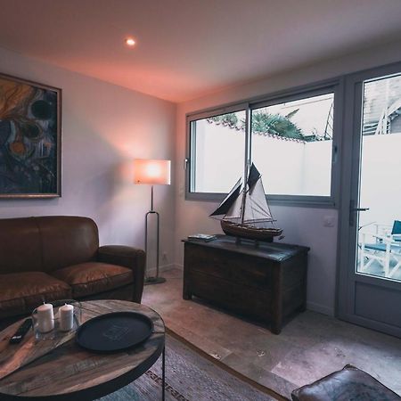 Appartement Avec Cour Privee Centre Ville Classe 4 Etoiles Remparts 1 Ла-Рошель Екстер'єр фото